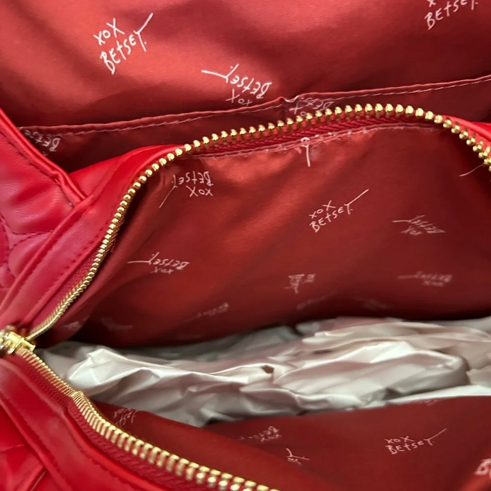 NWT-BESTY JOHNSON Red Quilted Heart Shoulder Bag Studded Straps